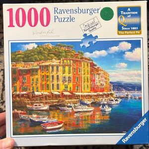 Ravensburger Vibrant Coastal Puzzle with Red and Blue Hues